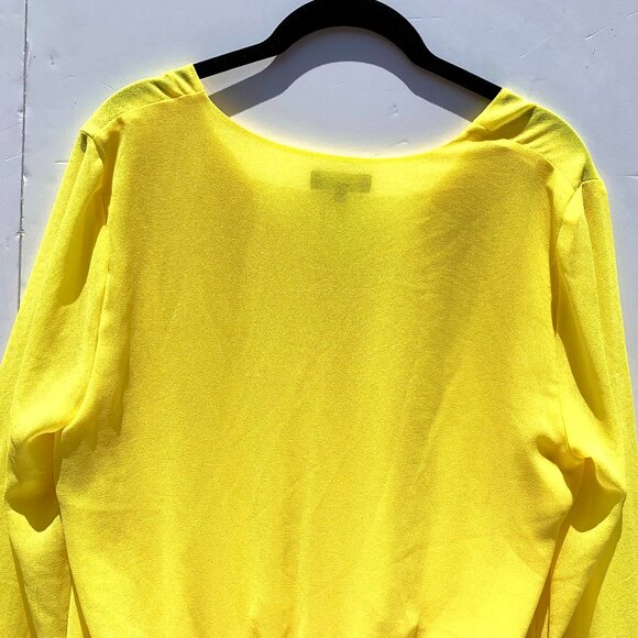 Women’s 1. STATE Yellow Long Sleeve V-Neck Blouse, Smocked Waist, Size M - Picture 4 of 8